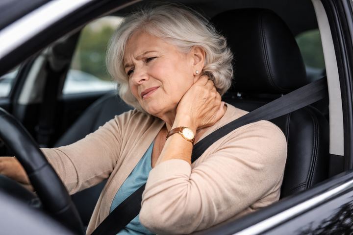 Car accident on a Sarasota road — Florida's 14-day PIP rule requires prompt medical evaluation after a crash